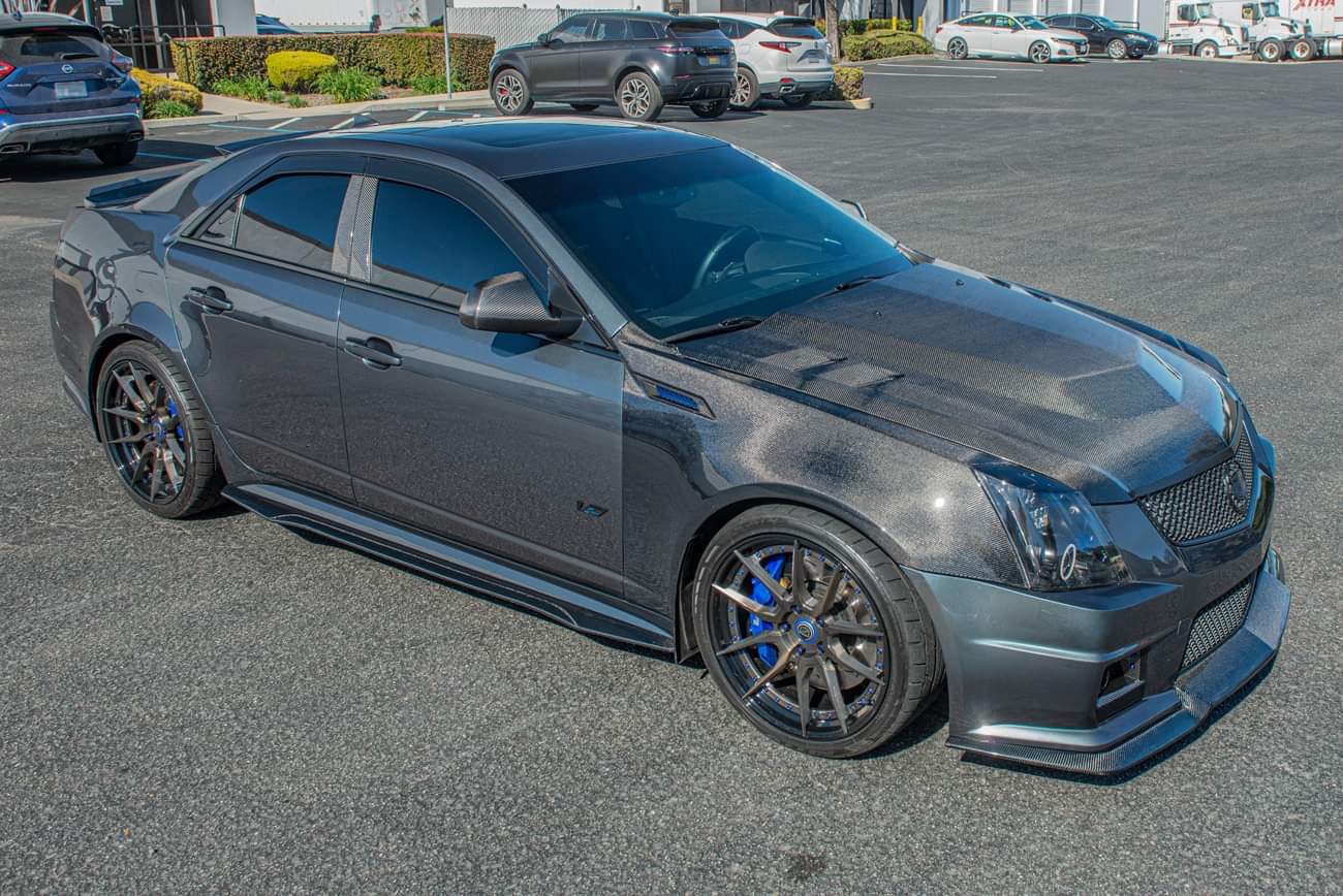 2009-2015 CTS-V V2 | Carbon Fiber Fenders
